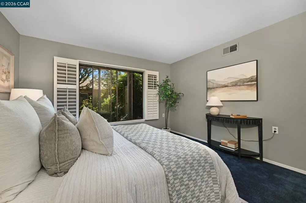 2233 Pine Knoll Dr #4 Walnut Creek, CA 94595