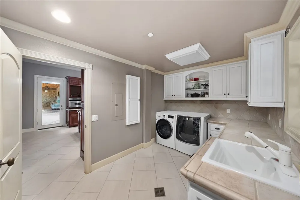 45455 Lorenz Lane Temecula, CA 92590