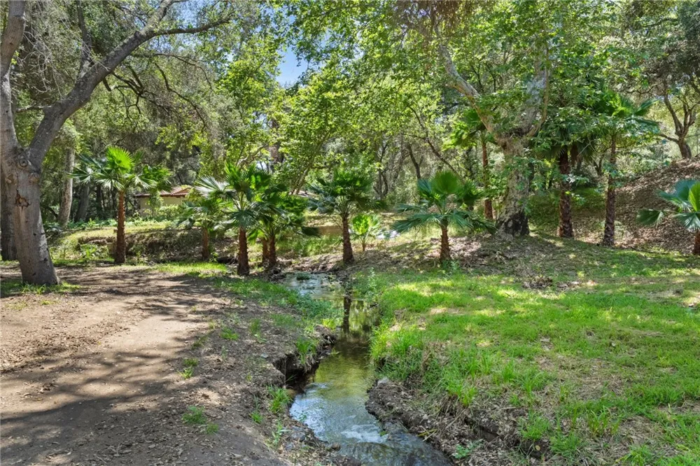 45455 Lorenz Lane Temecula, CA 92590