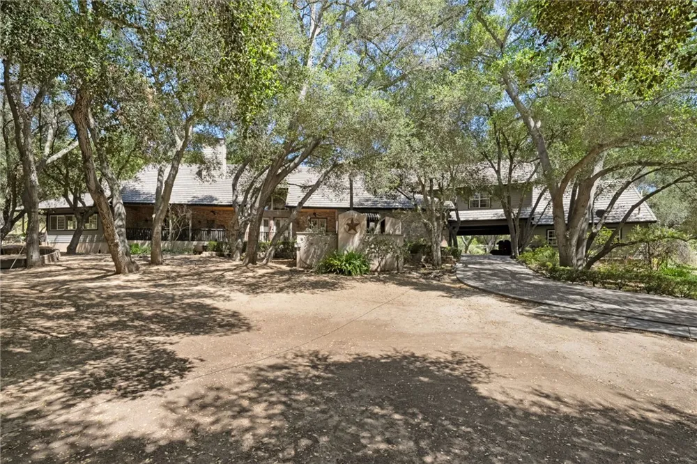 45455 Lorenz Lane Temecula, CA 92590