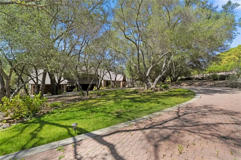 45455 Lorenz Lane Temecula, CA 92590