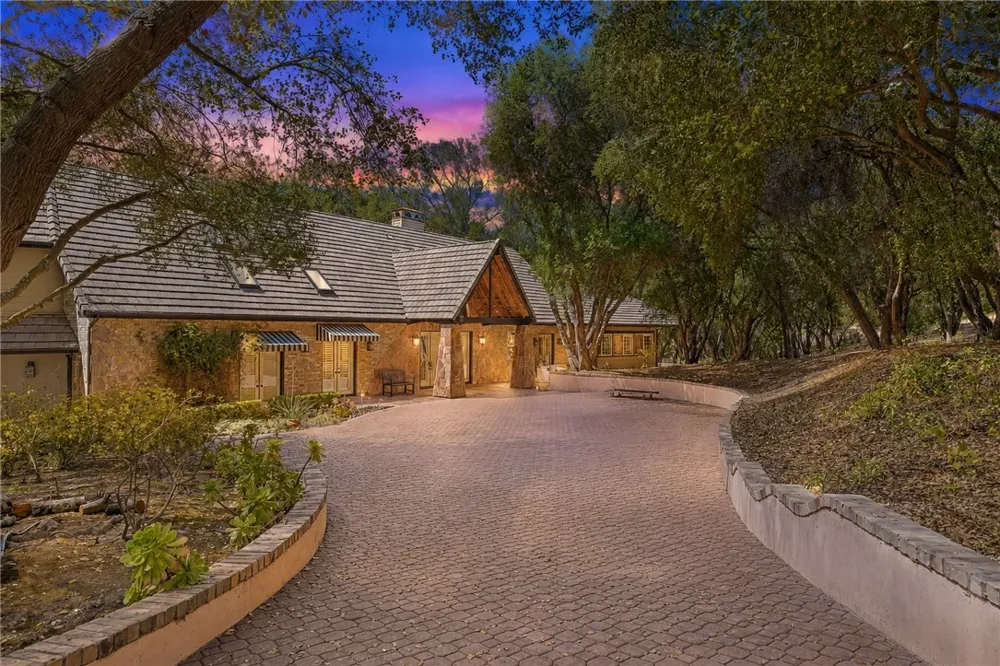 45455 Lorenz Lane Temecula, CA 92590