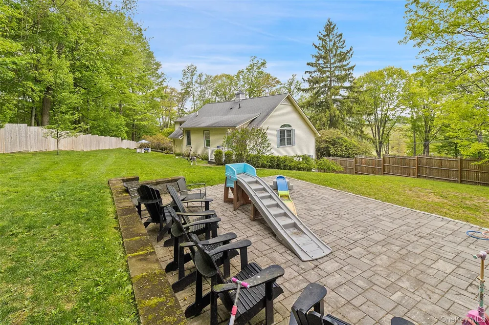 2 Watergate Drive Amawalk, NY 10501