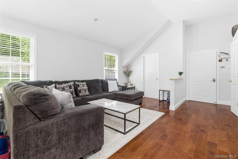 2 Watergate Drive Amawalk, NY 10501