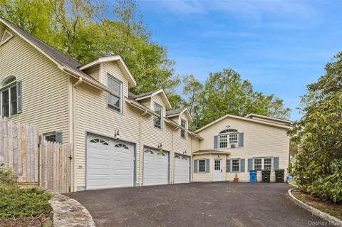 2 Watergate Drive
