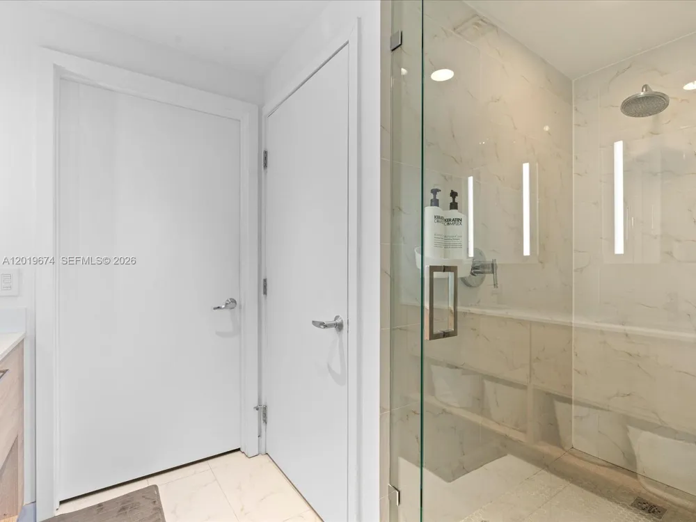 16385 Biscayne Blvd #3103 North Miami Beach, FL 33160