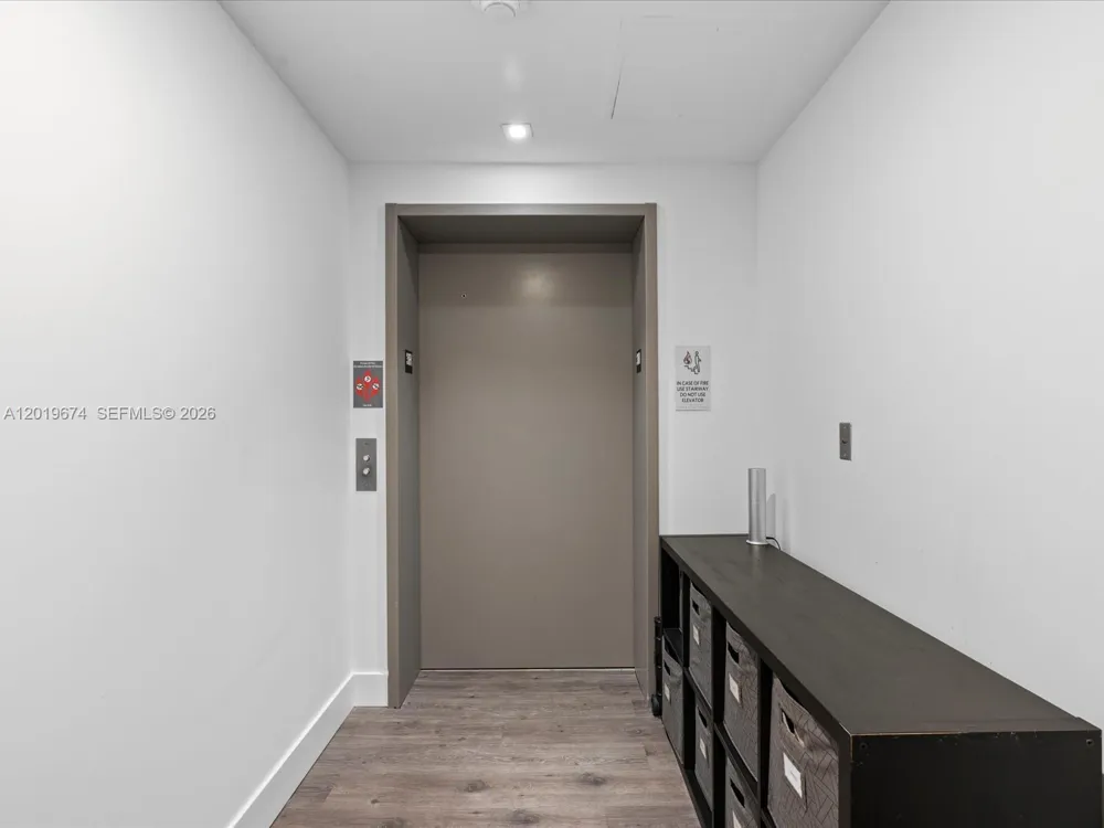 16385 Biscayne Blvd #3103 North Miami Beach, FL 33160