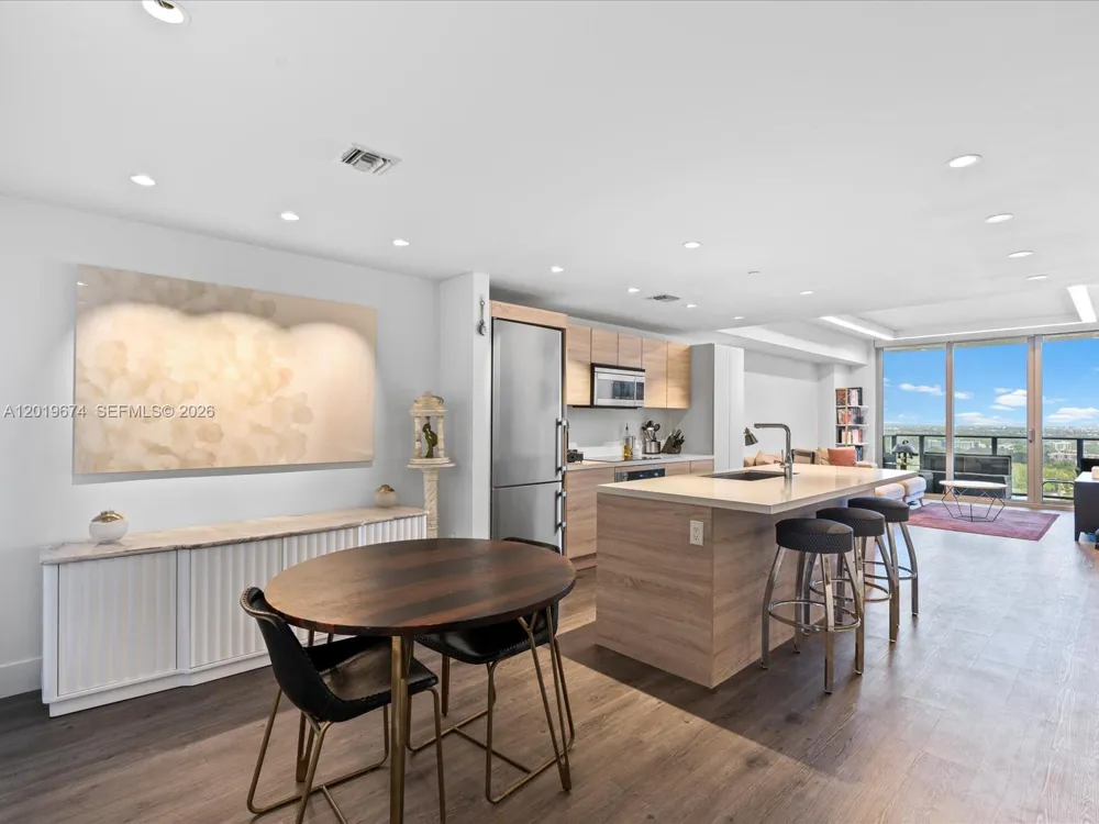 16385 Biscayne Blvd #3103 North Miami Beach, FL 33160