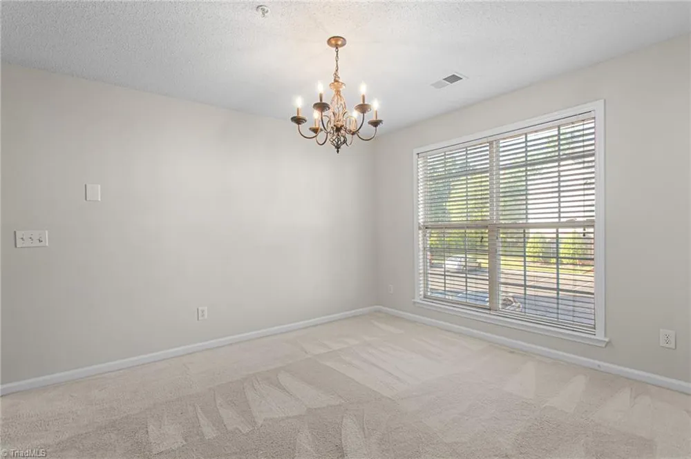 2219 Delaney Drive #214 Burlington, NC 27215