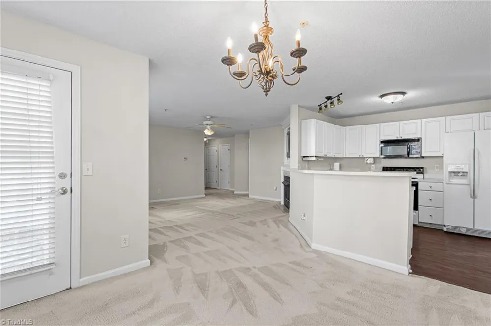 2219 Delaney Drive #214 Burlington, NC 27215