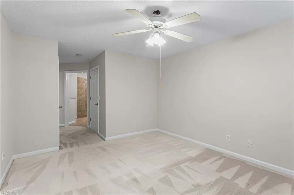 2219 Delaney Drive #214 Burlington, NC 27215