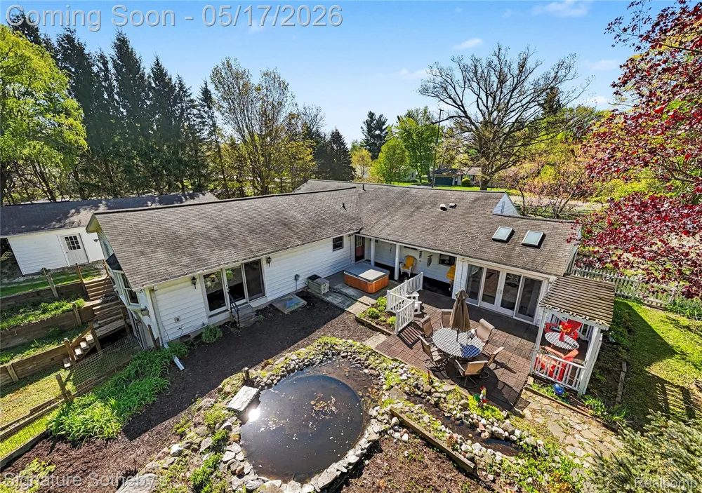 610 W Ellis Avenue Belding City, MI 48809