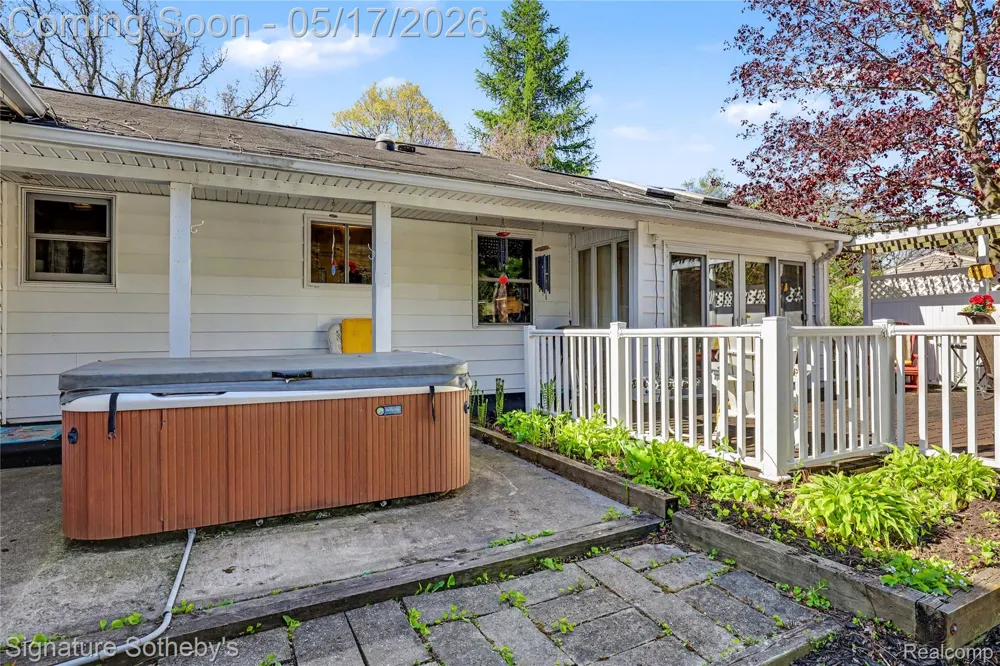 610 W Ellis Avenue Belding City, MI 48809
