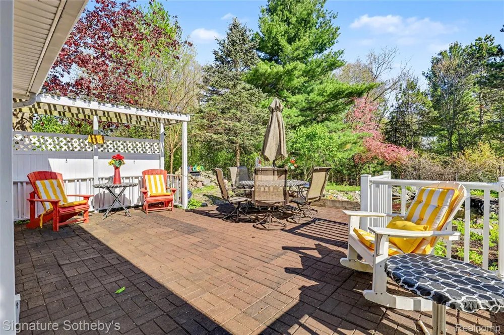 610 W Ellis Avenue Belding City, MI 48809