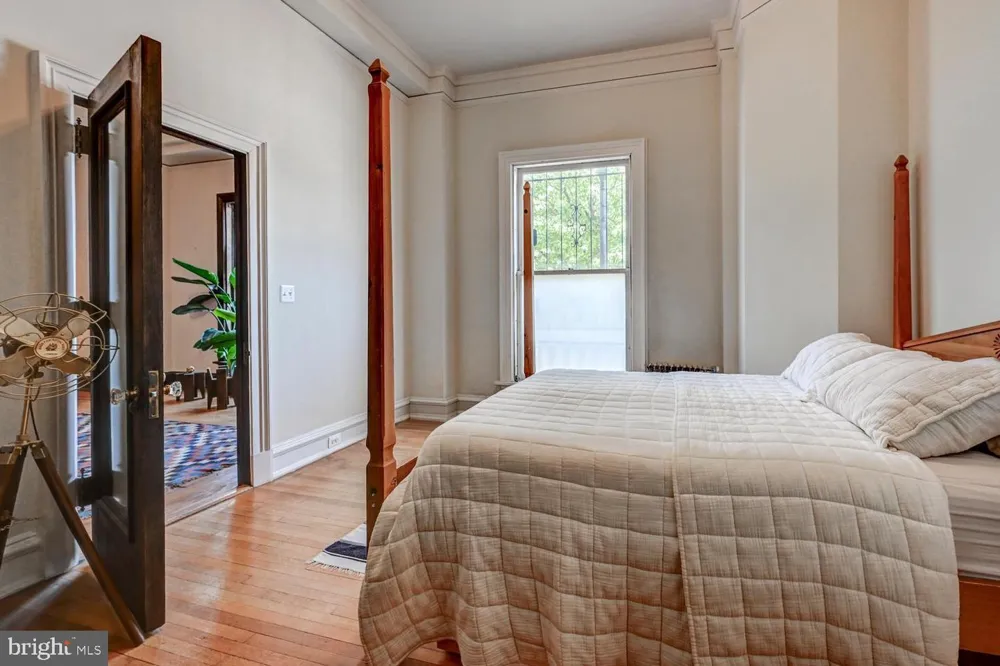 700 WASHINGTON PLACE #1B Baltimore, MD 21201