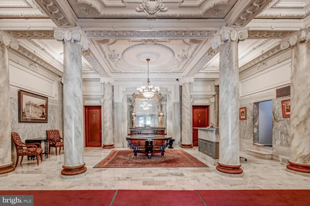 700 WASHINGTON PLACE #1B Baltimore, MD 21201