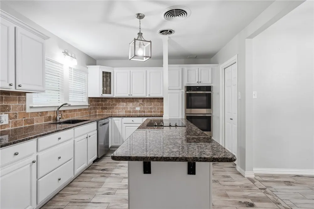 1059 S Mccampbell Street Aransas Pass, TX 78336