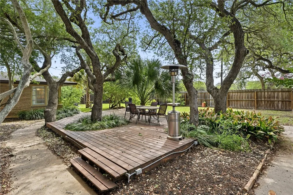 1059 S Mccampbell Street Aransas Pass, TX 78336