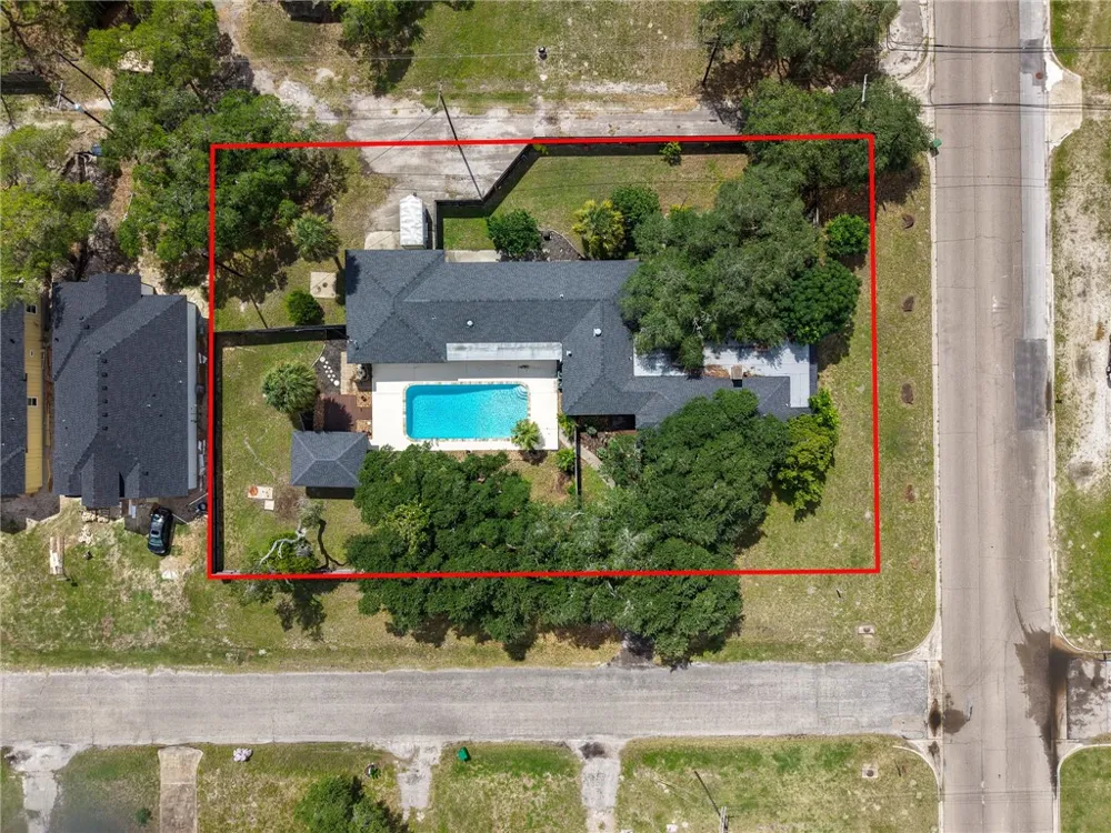 1059 S Mccampbell Street Aransas Pass, TX 78336