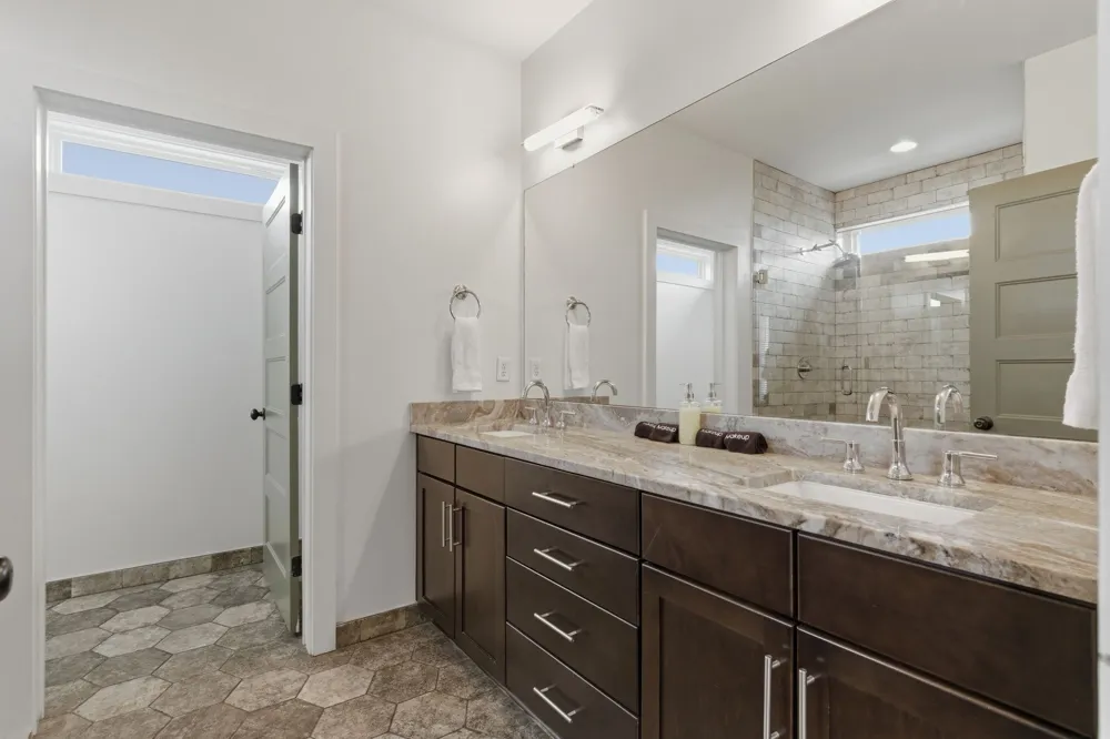 1081 Whites Creek Pike Nashville, TN 37207