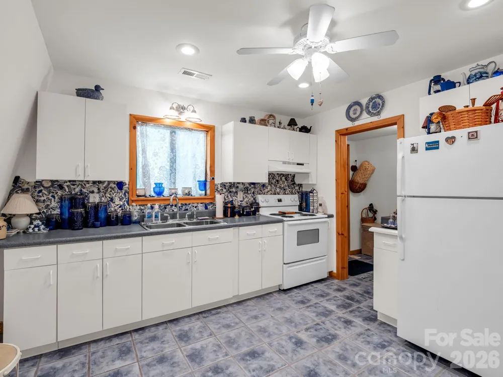 740 Justice Drive Lake Lure, NC 28746