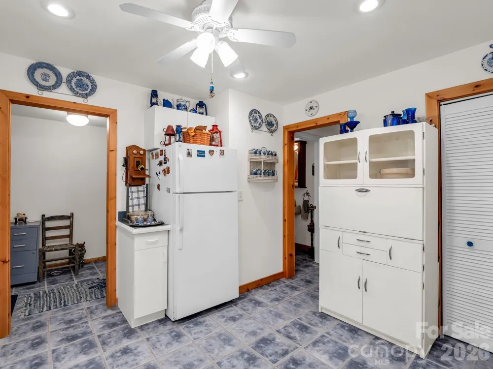 740 Justice Drive Lake Lure, NC 28746