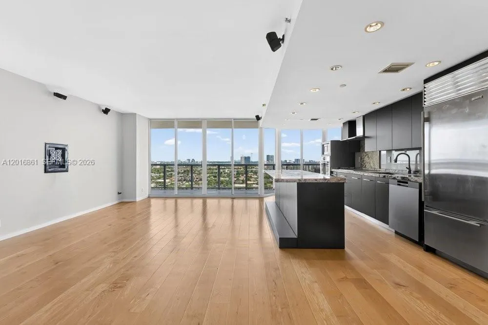 3600 Yacht Club Dr #1801 Aventura, FL 33180