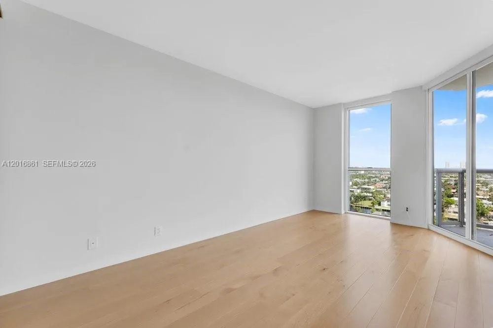3600 Yacht Club Dr #1801 Aventura, FL 33180
