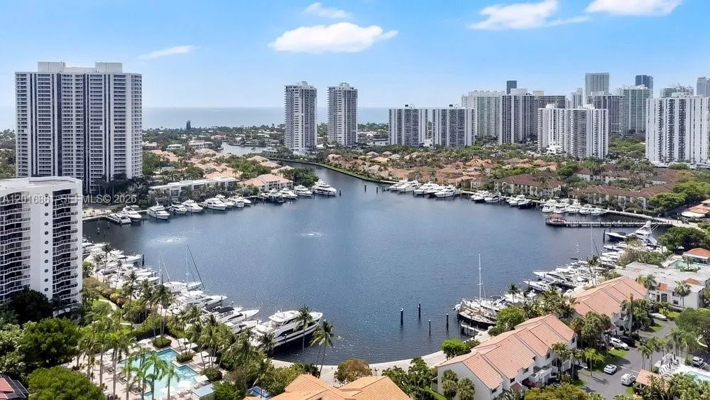 3600 Yacht Club Dr #1801 Aventura, FL 33180