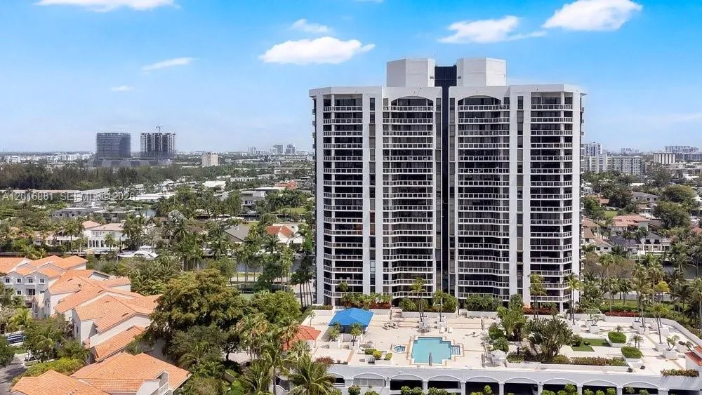 3600 Yacht Club Dr #1801 Aventura, FL 33180