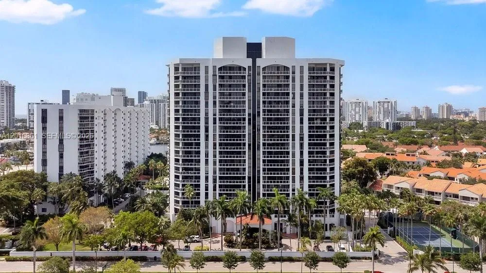 3600 Yacht Club Dr #1801 Aventura, FL 33180