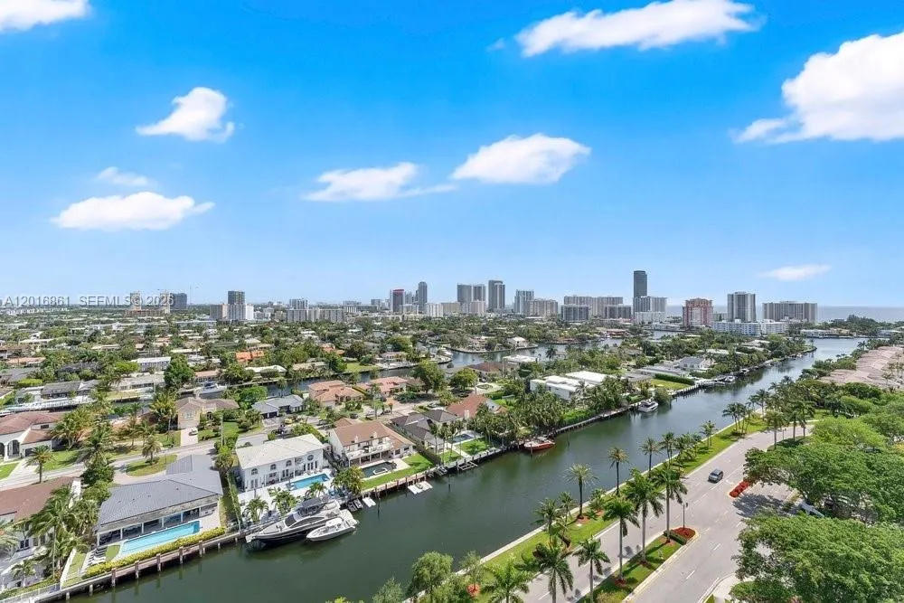 3600 Yacht Club Dr #1801 Aventura, FL 33180