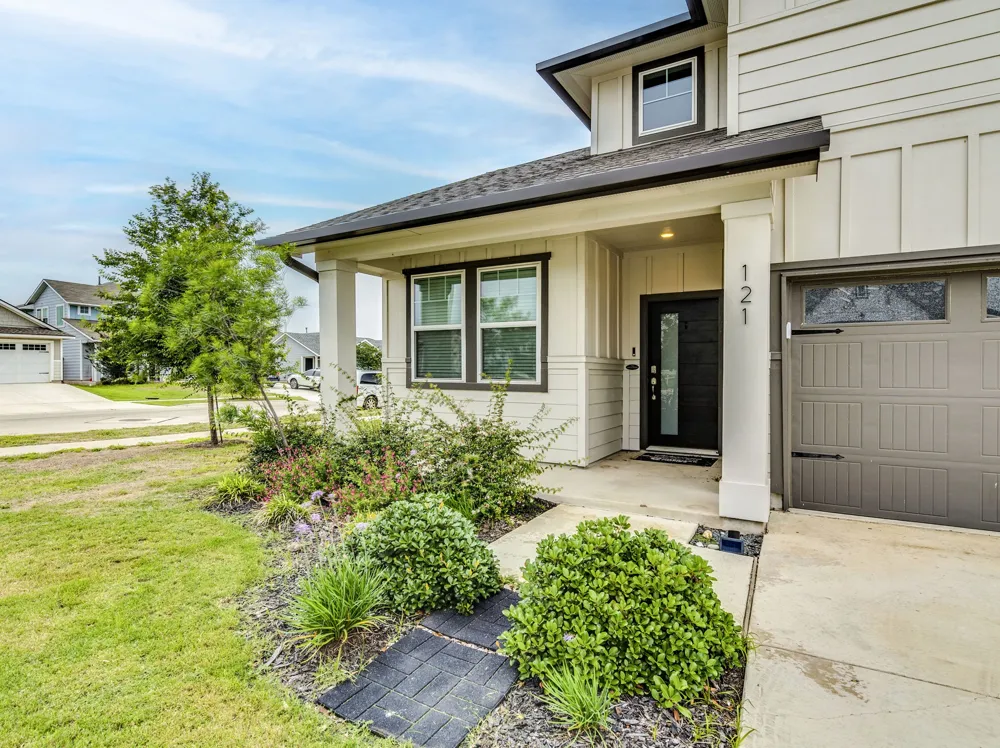 121 Camino Verde San Marcos, TX 78666