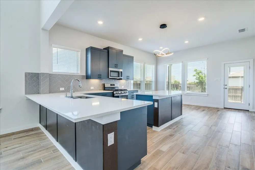 121 Camino Verde San Marcos, TX 78666