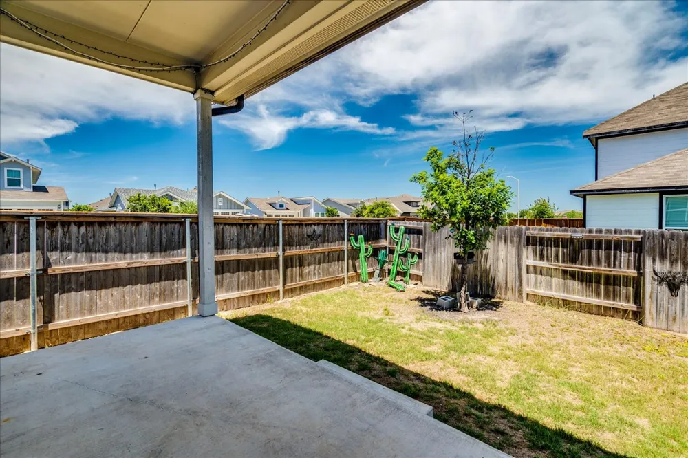 121 Camino Verde San Marcos, TX 78666