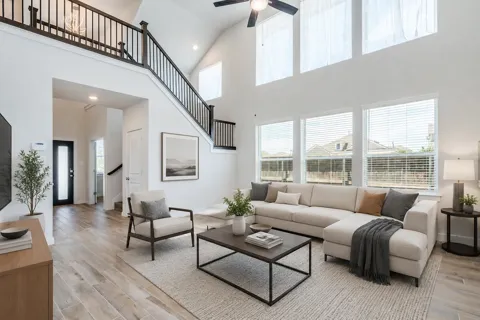 121 Camino Verde
