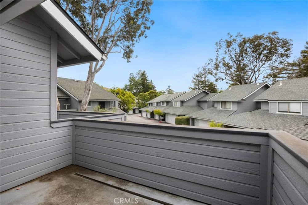 2221 King Court #40 San Luis Obispo, CA 93401