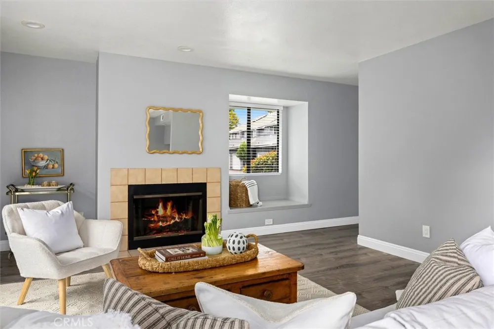 2221 King Court #40 San Luis Obispo, CA 93401