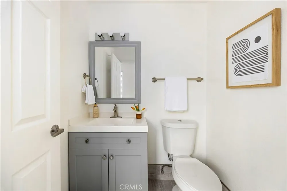 2221 King Court #40 San Luis Obispo, CA 93401