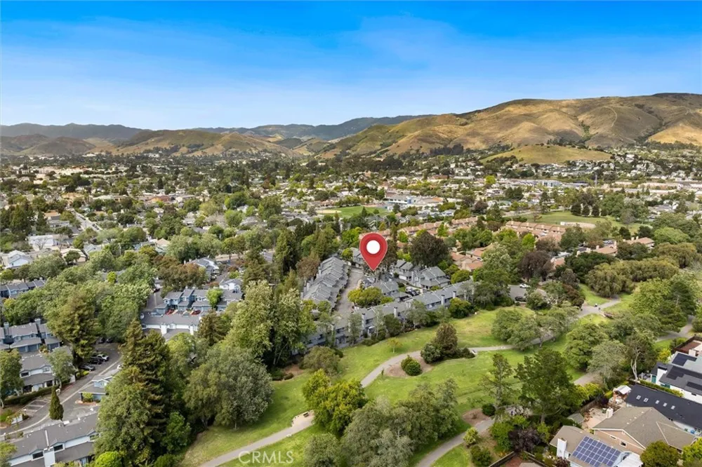 2221 King Court #40 San Luis Obispo, CA 93401