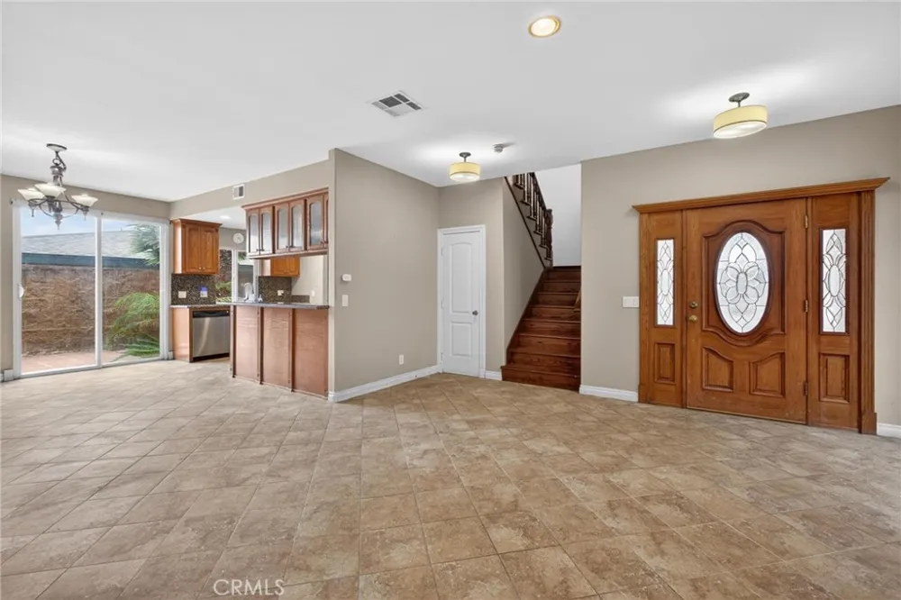 15422 Freeman Avenue Lawndale, CA 90260
