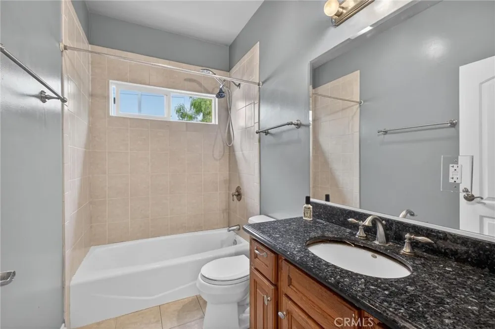 15422 Freeman Avenue Lawndale, CA 90260
