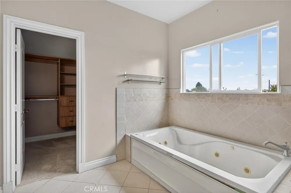 15422 Freeman Avenue Lawndale, CA 90260