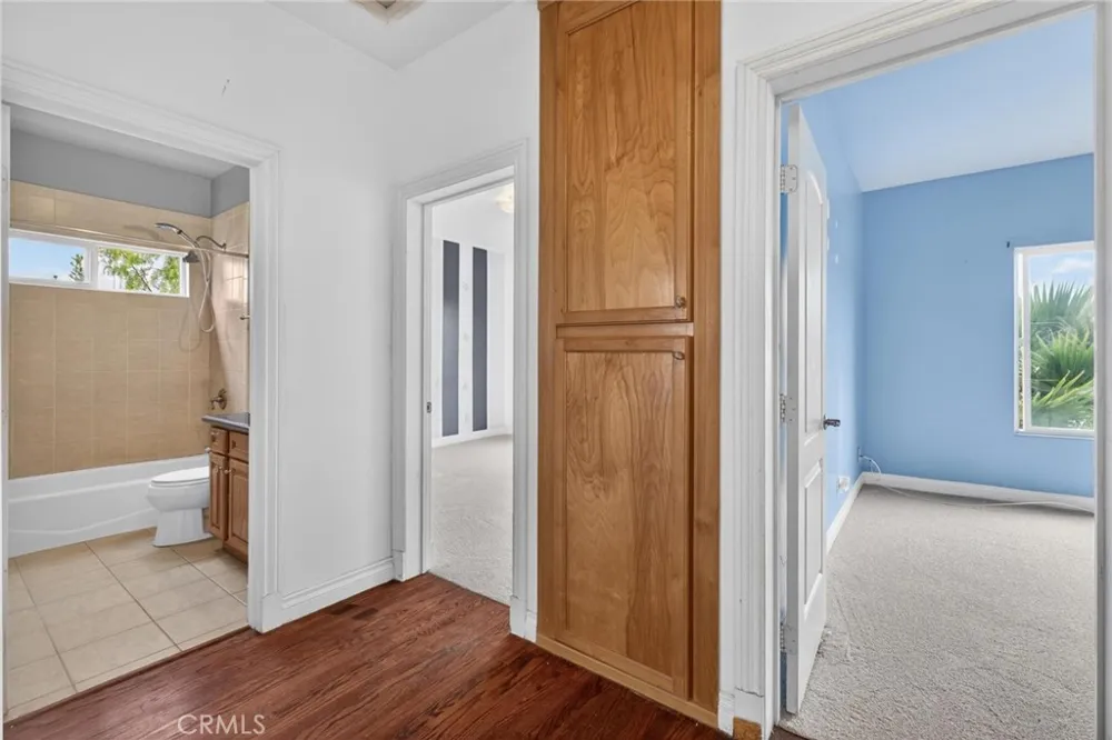 15422 Freeman Avenue Lawndale, CA 90260