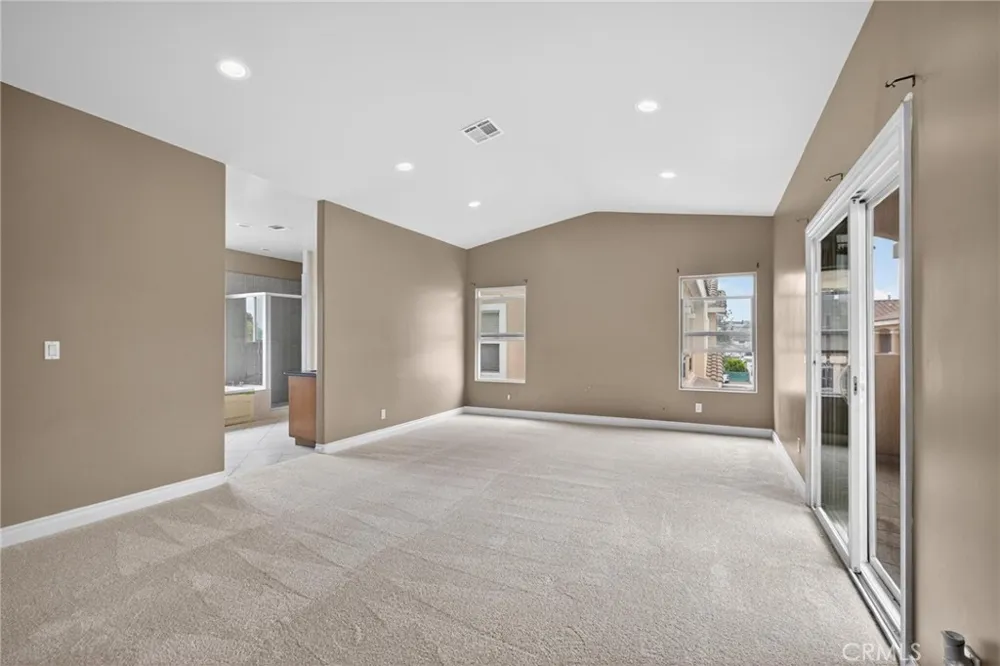 15422 Freeman Avenue Lawndale, CA 90260
