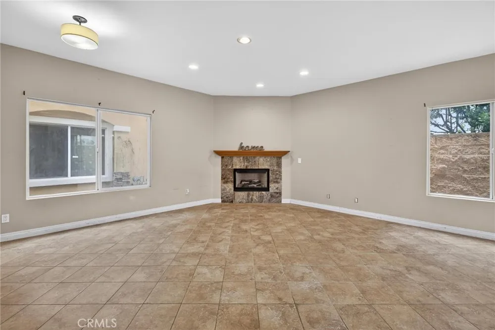 15422 Freeman Avenue Lawndale, CA 90260