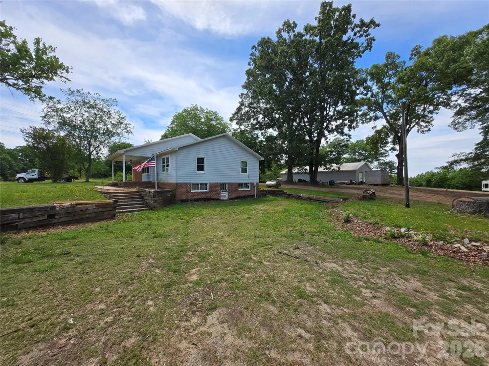 1127 Mountain Street Blacksburg, SC 29702