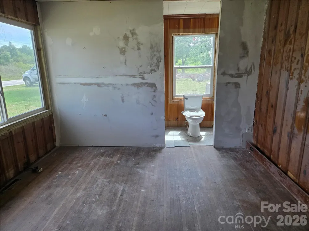 1127 Mountain Street Blacksburg, SC 29702