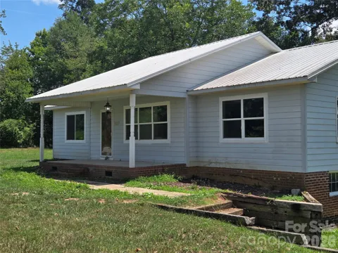 1127 Mountain Street
