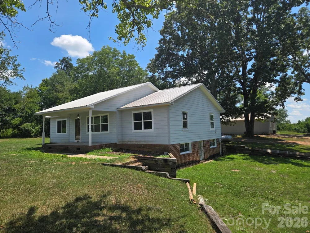 1127 Mountain Street Blacksburg, SC 29702
